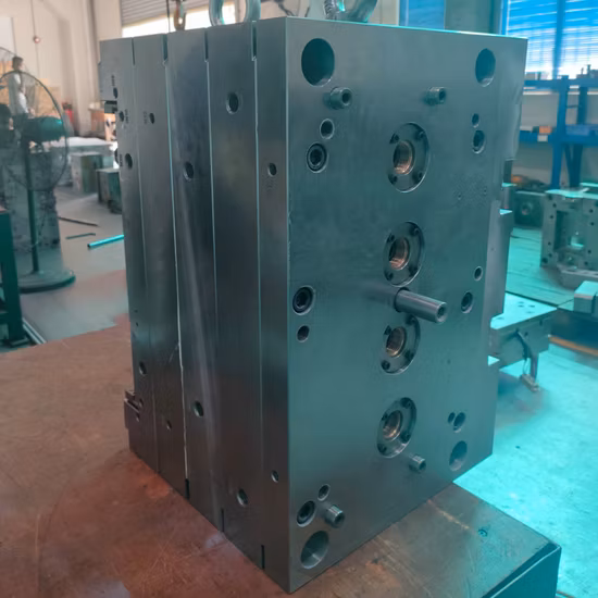 Fabricante de moldes, superficie de pulido personalizada, molde de carcasa de plástico gris para productos industriales